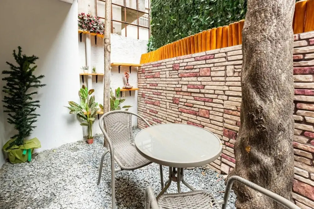Missafir Distinguished Flat With Backyard in Sisli