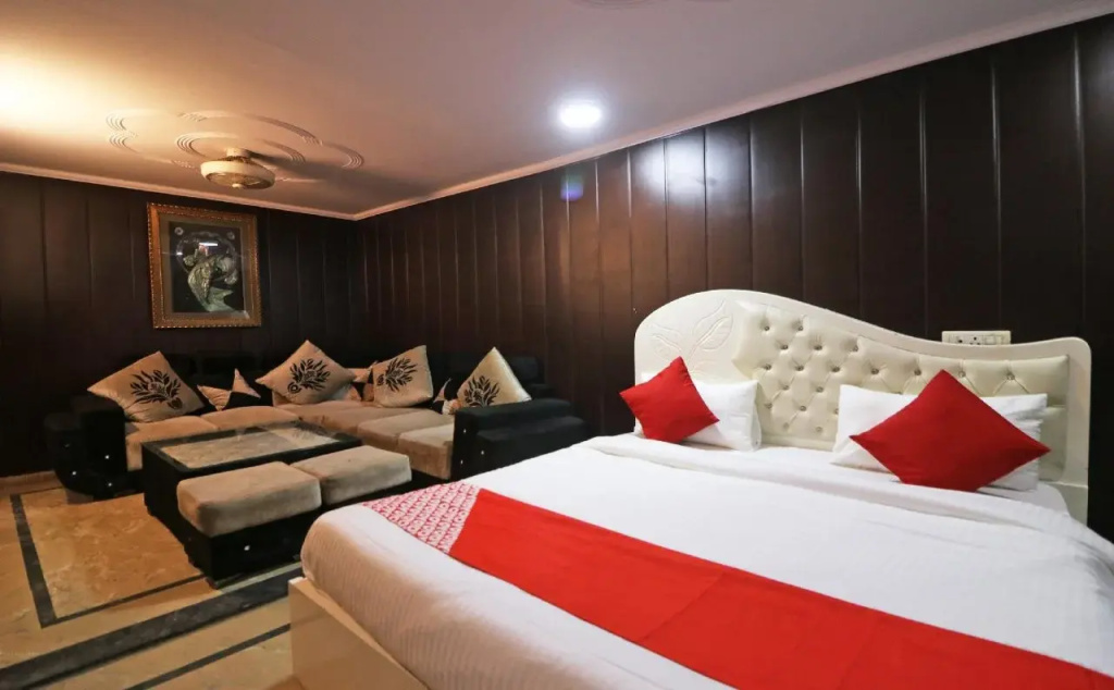 Bedroom