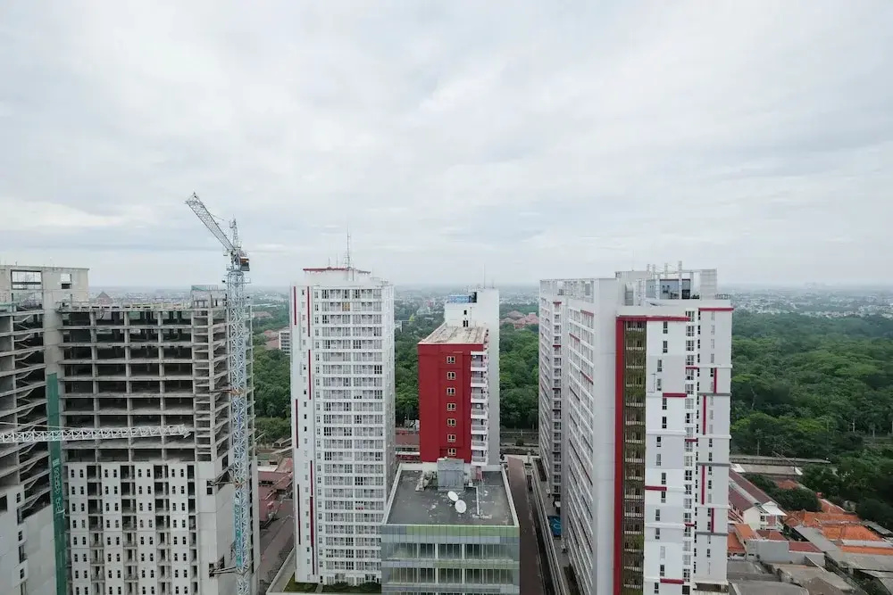 Pleasurable Studio at Evenciio Apartment Near Campus Area