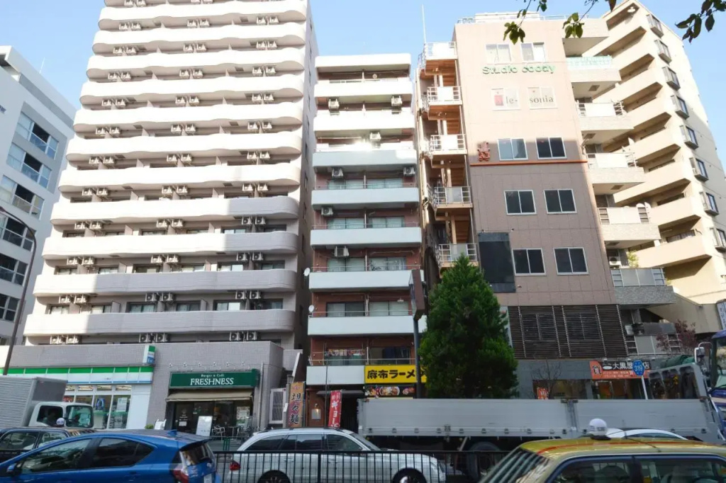 Roppongi Cat House601