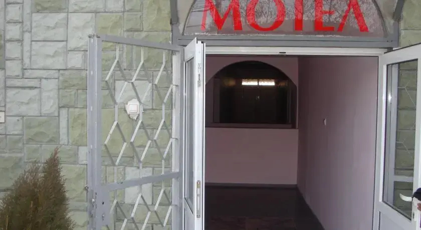Hostel Shatrata