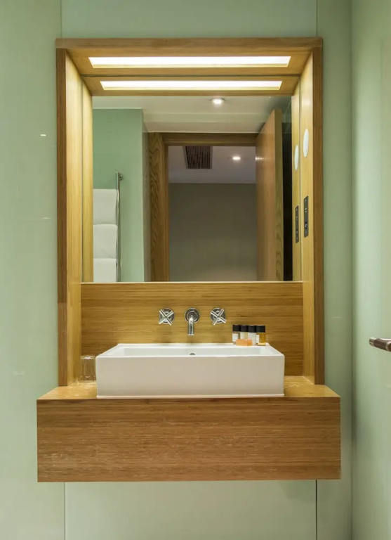 The Megaro Hotel - Kings Cross St Pancras, London - Chambres