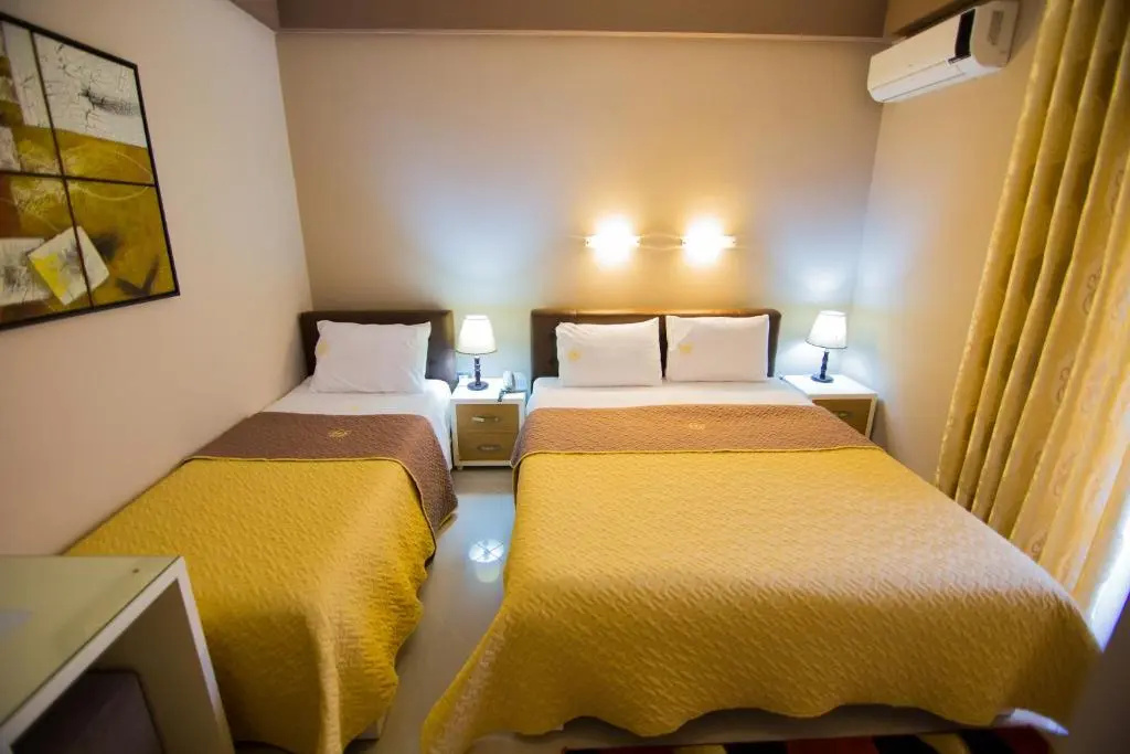 Standard Triple room with mountain view