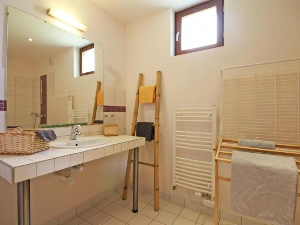 Voir la photo 3 — Gîte Juvigny-Sous-Andaine, 6 pièces, 12 personnes - FR-1-497-18