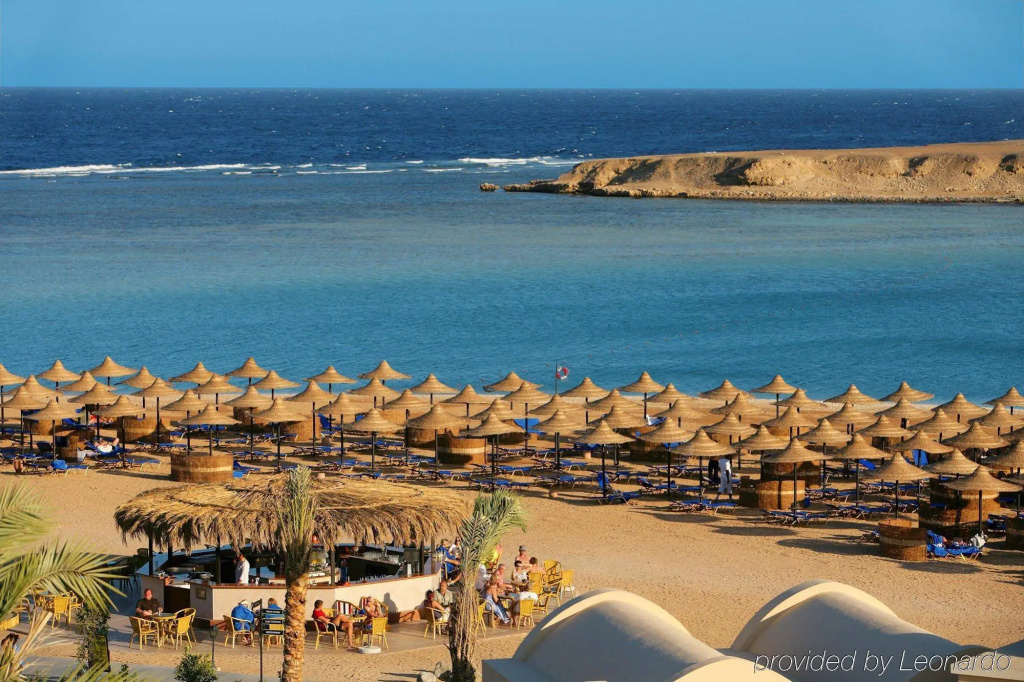 Beach & Waterfront