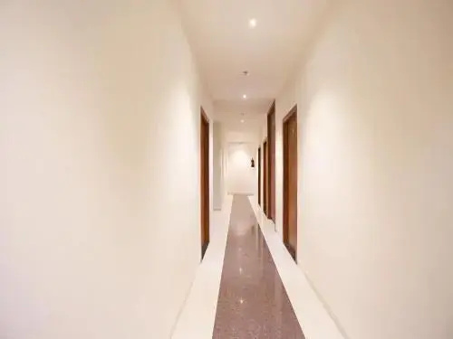Hotel Paras Royale - фото 12