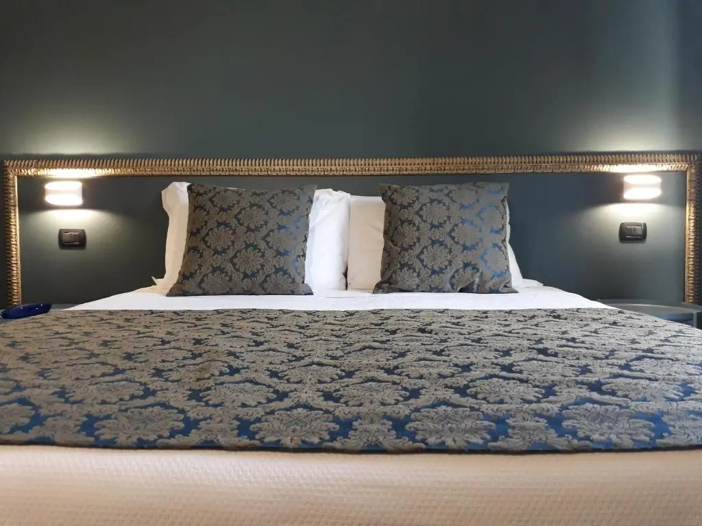 Superior Double room (full double bed)