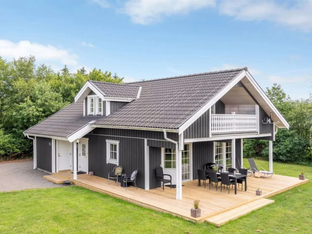 "Adelia" - 13.5km from the sea in Western Jutland