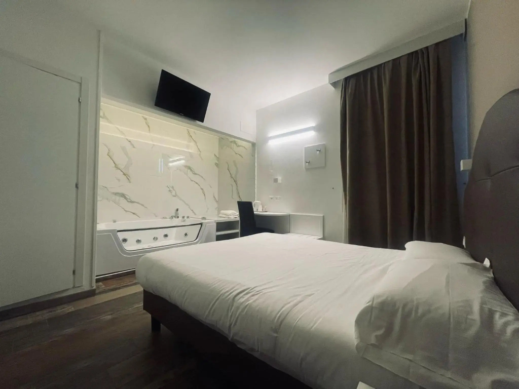Hotel Holiday - Général