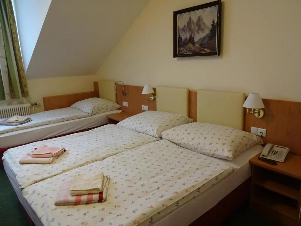 Standard Quadruple room