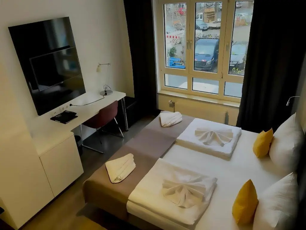 Standard Double room (full double bed)