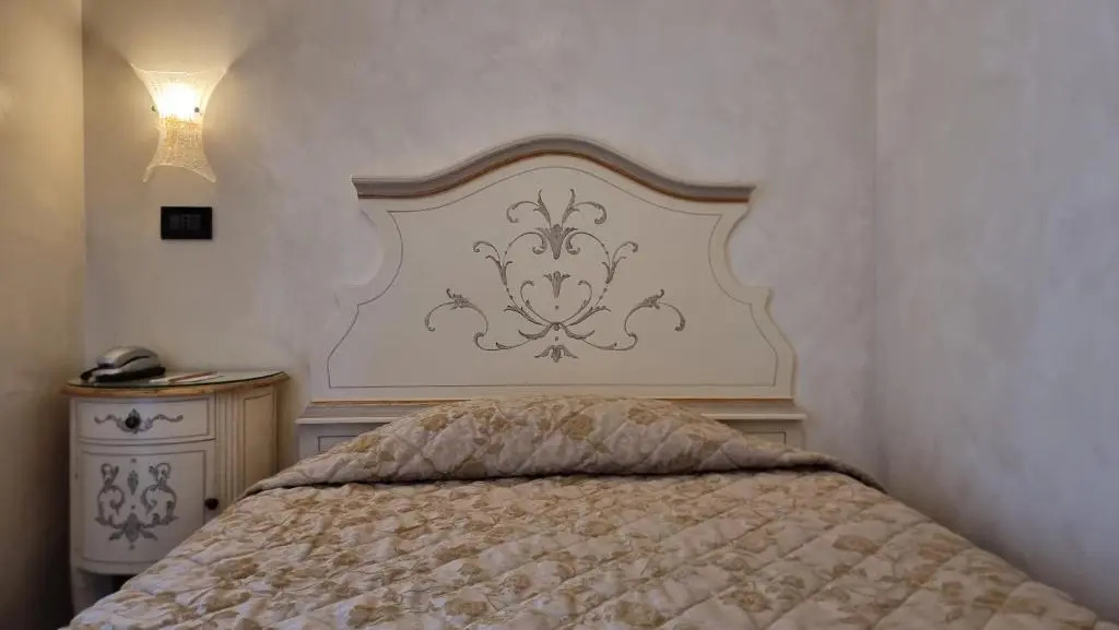Carlton Capri Hotel - Chambres
