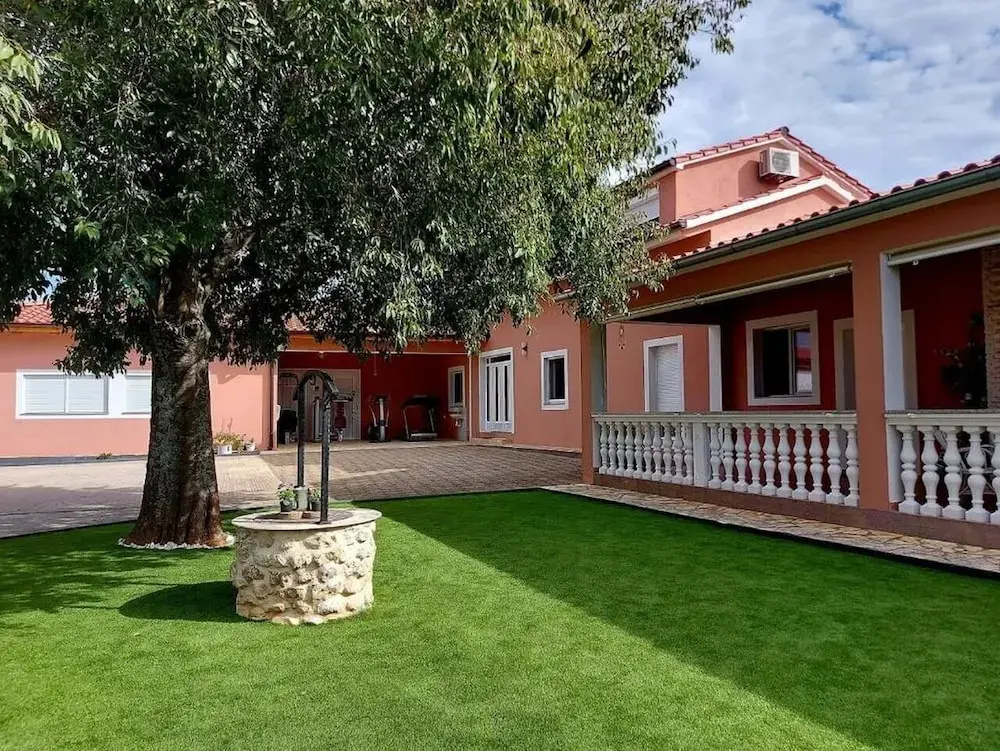 Villa Nika