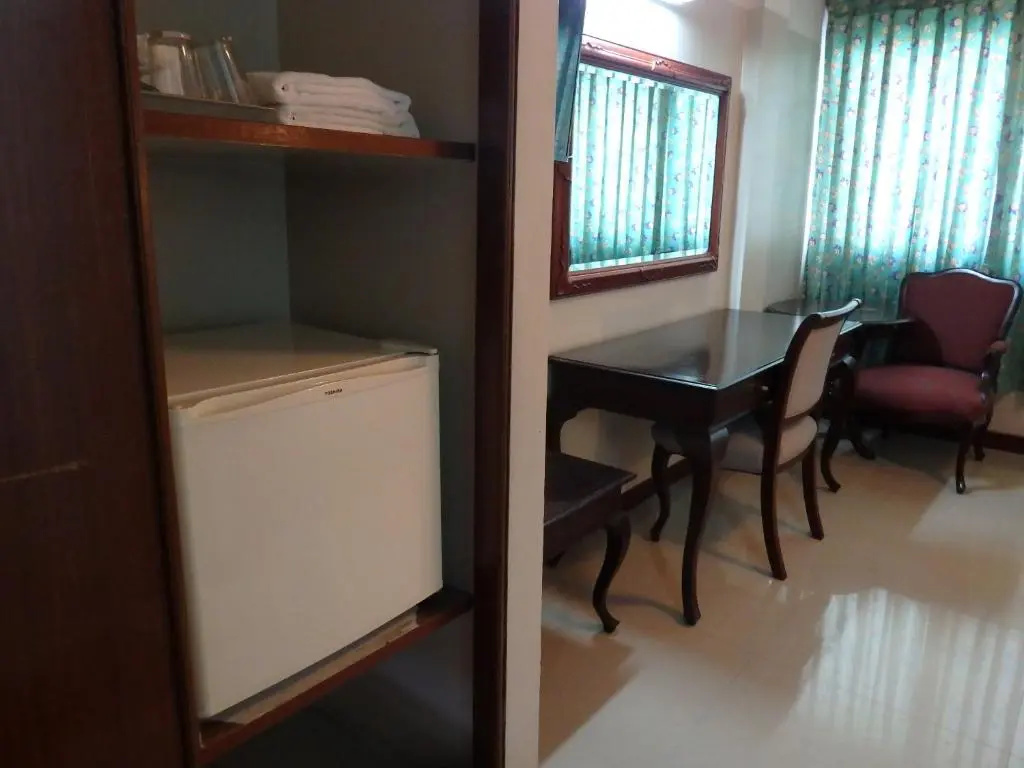 Sakol Hotel - Chambres