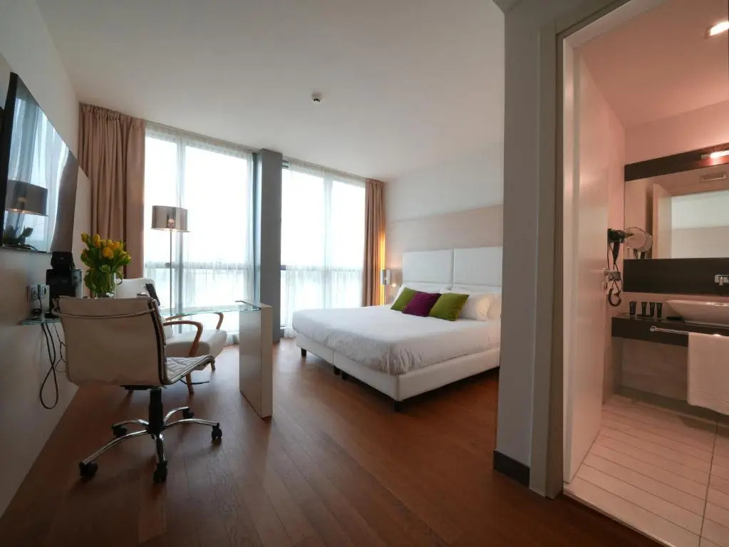 Hotel Pisa Tower Plaza - Chambres