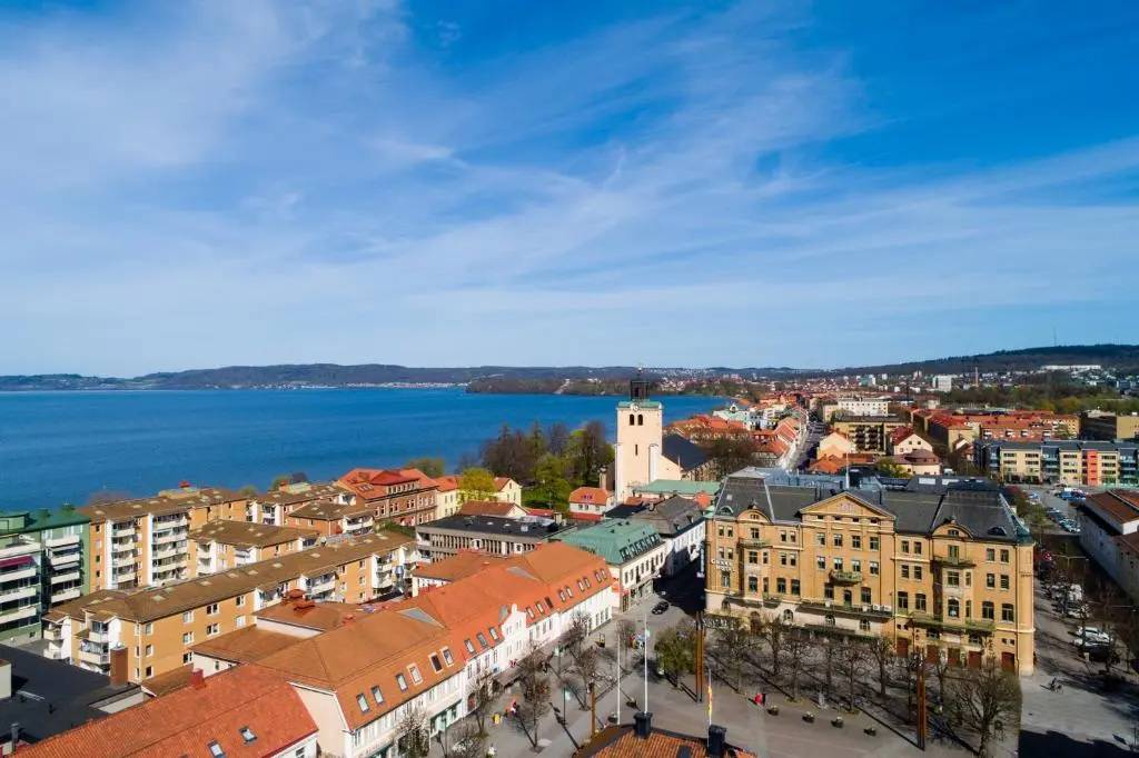 Beach & Waterfront