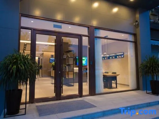 Homeinn Selected Hotel (Jining Wanda Plaza Railway Station)