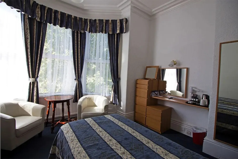 Standard Double room (twin beds)