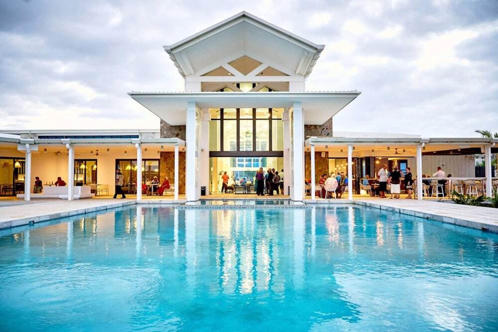 Taumeasina Island Resort image