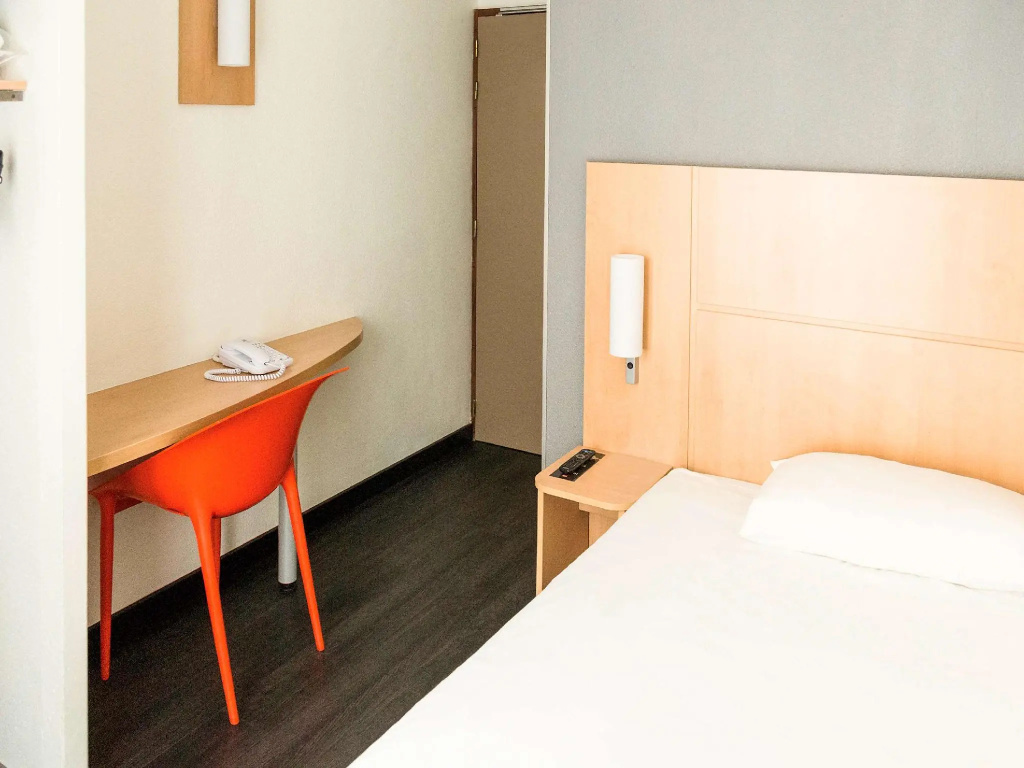 Standard Single room (single bed)
