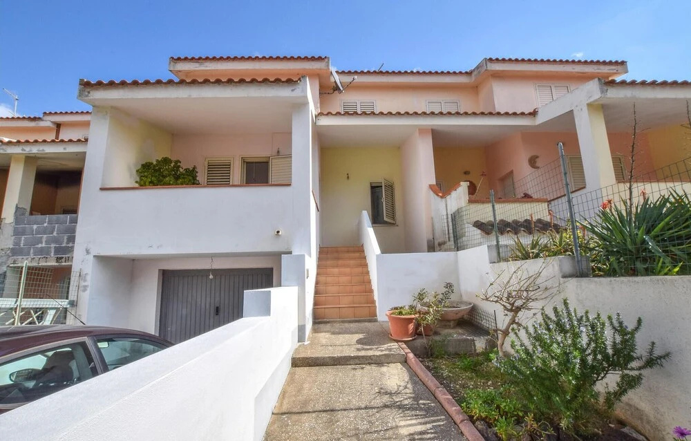 Beautiful Home in Orosei With 3 Bedrooms