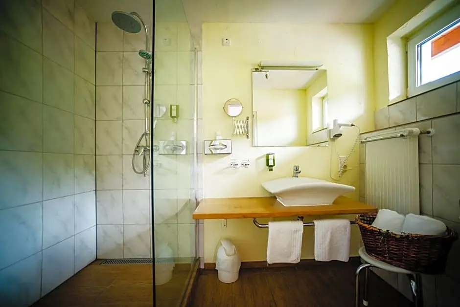 Schwarzwaldhotel Holzschuhs - Chambres