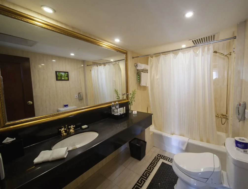 Shanghai Park Hotel - Général