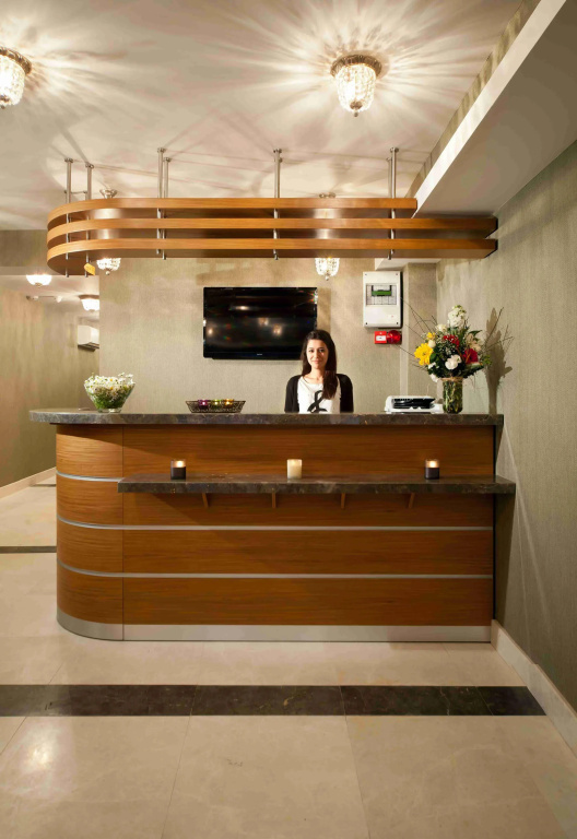 Hotel photo 12