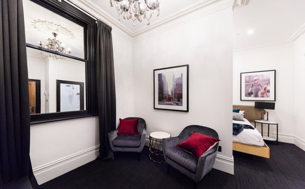 East Brunswick Hotel by null