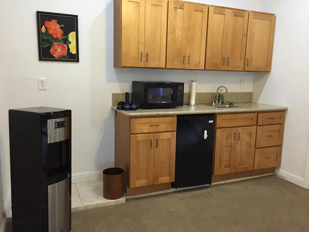 2 Bedrooms Premium Bungalow with garden view