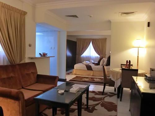 Al Nakheel Hotel Apartments