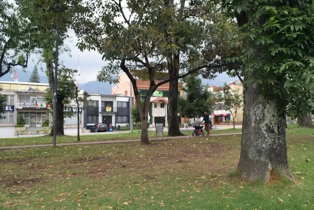 Cuartos en Apartamento en el Parkway