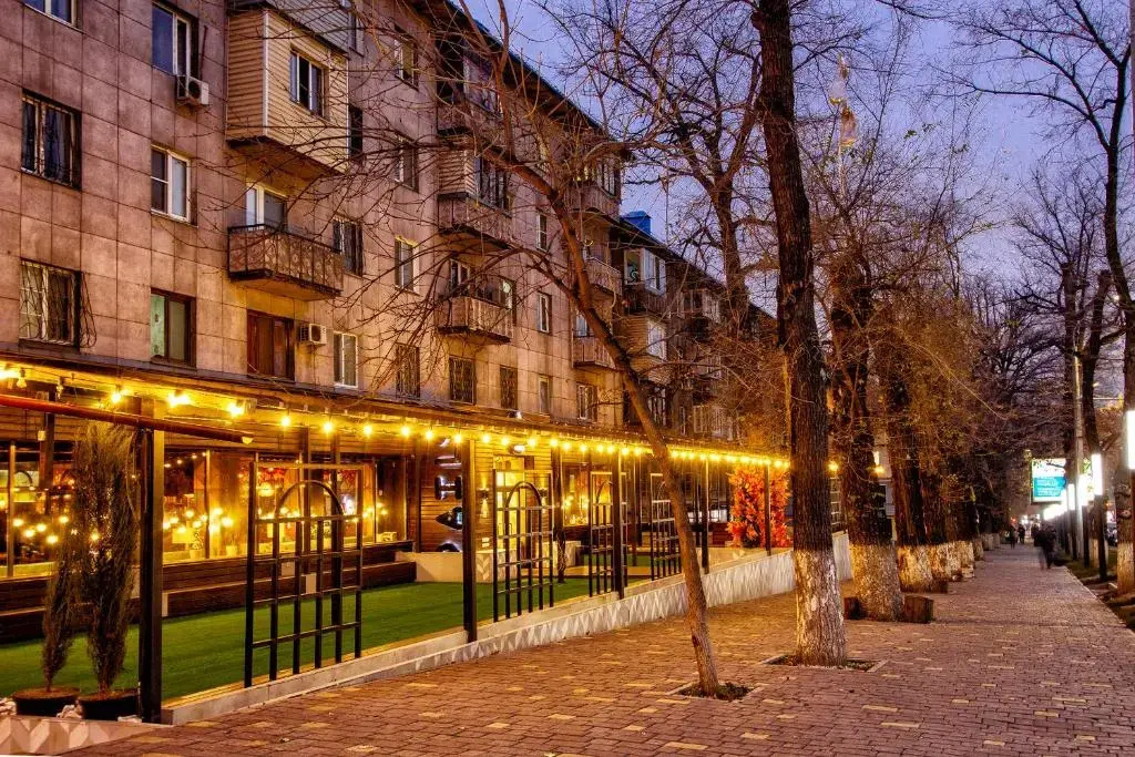 424 Apartamenty v Zolotom kvadrate v tsentre Otlichno podhodjat dlja komandirovannyh i turistov