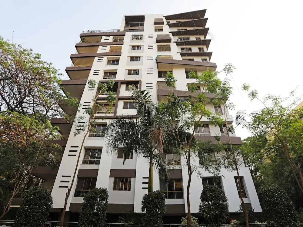 OYO 9224 La Royle Appartments