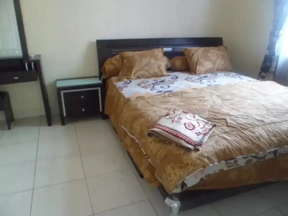 4 Bedrooms Cottage