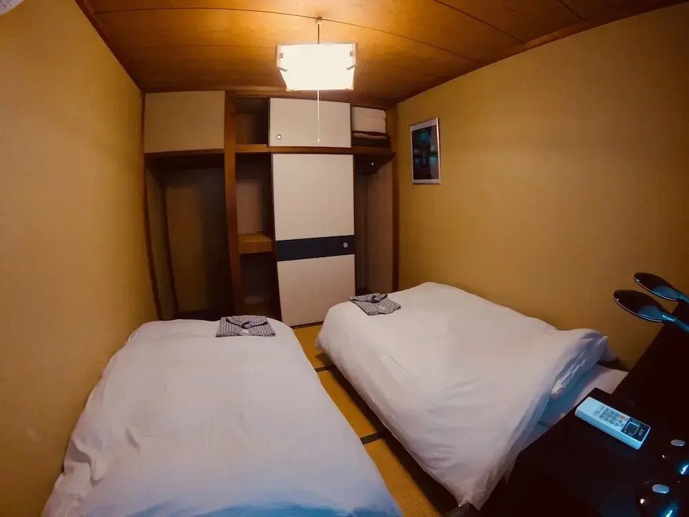 Economy Double room (twin beds)