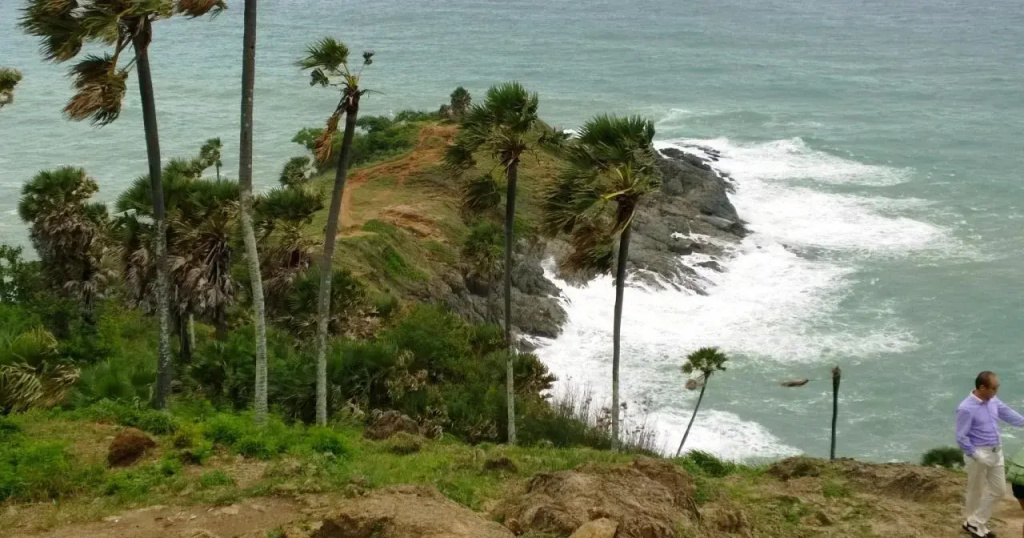 Beach & Waterfront