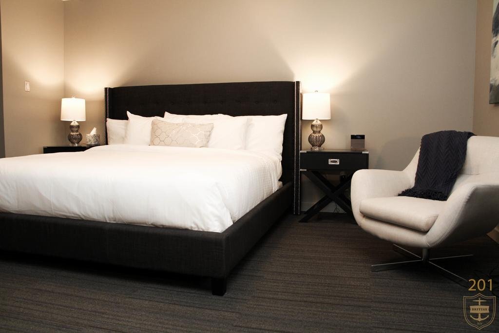 The British Hotel, Restaurant & Pub by null