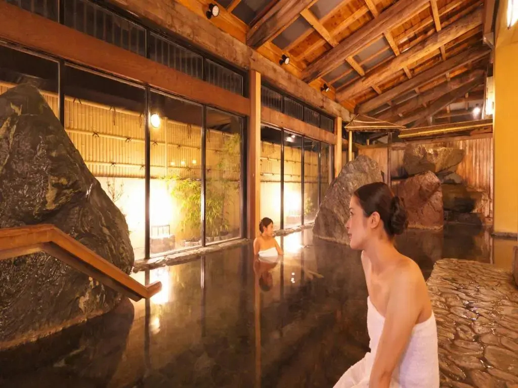Yuraku Hotel - Chambres