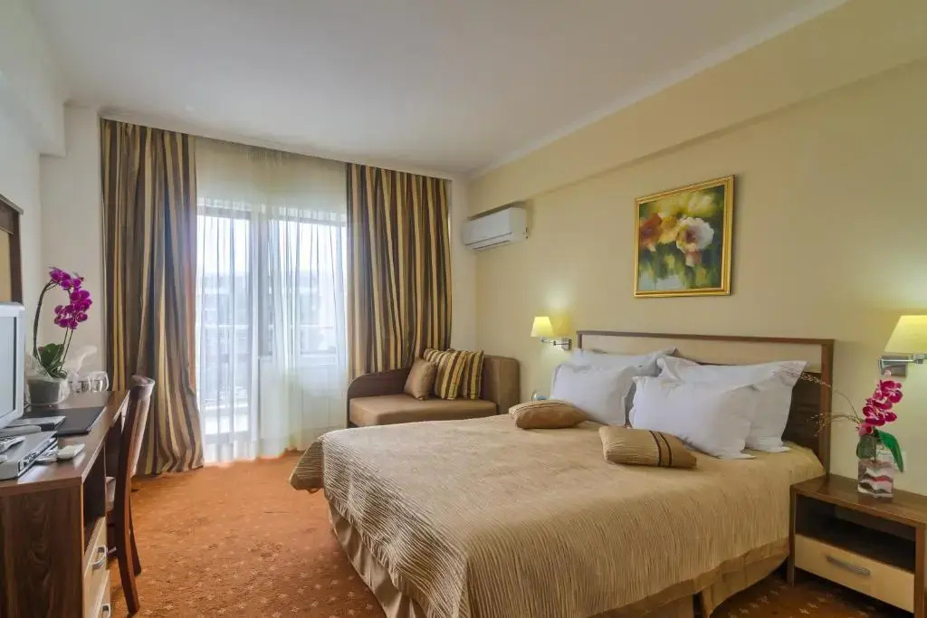 Hotel Saturn - Chambres