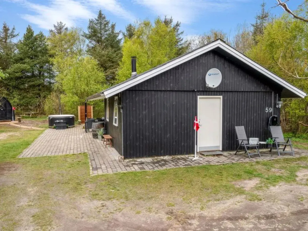 "Vasilij" - 2km from the sea in Western Jutland