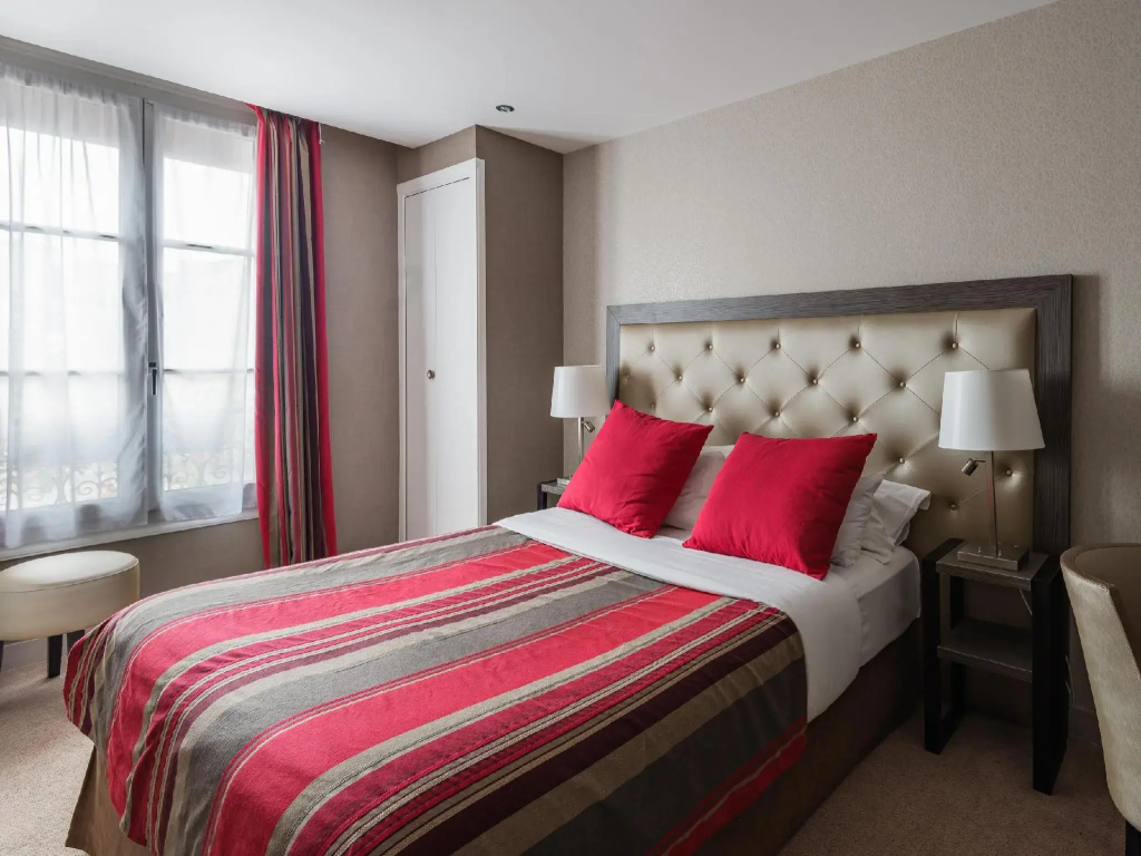 Standard Double room (full double bed)