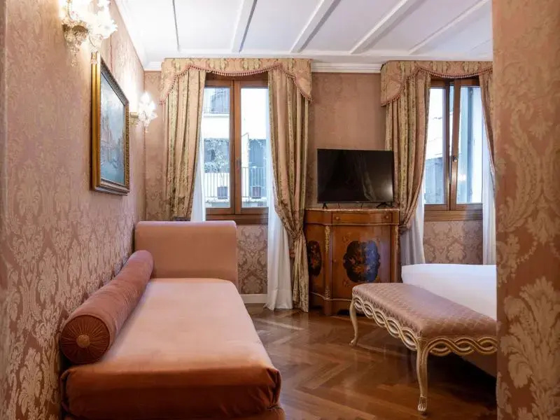 Prestige Triple room