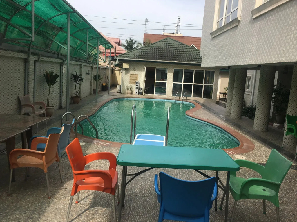 Pool