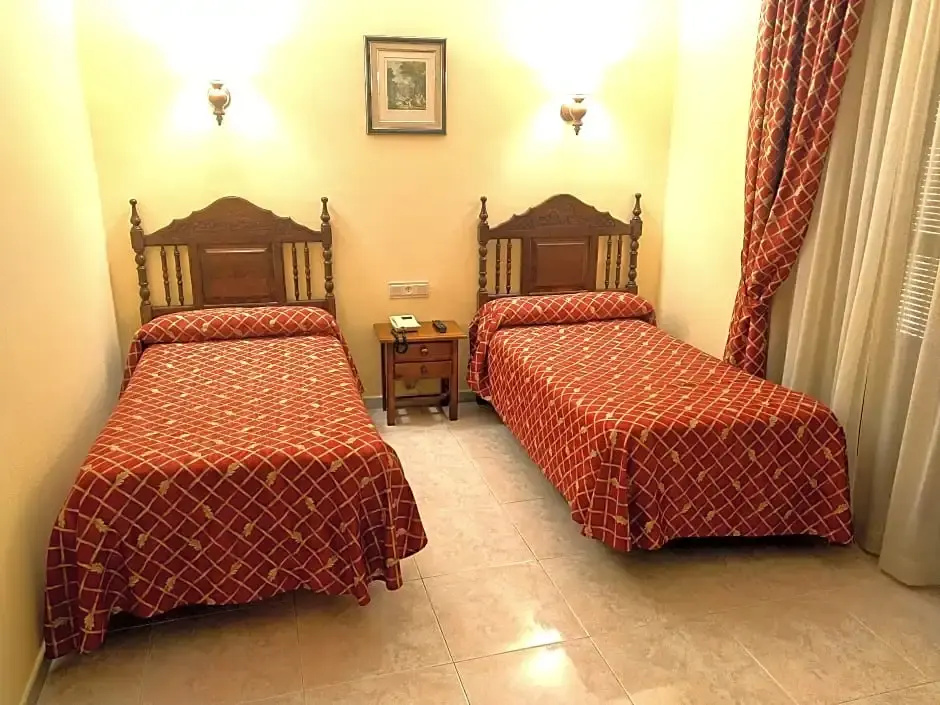 Standard Double room (twin beds)