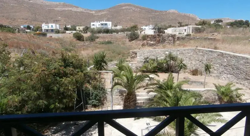 Glafki Rooms Syros