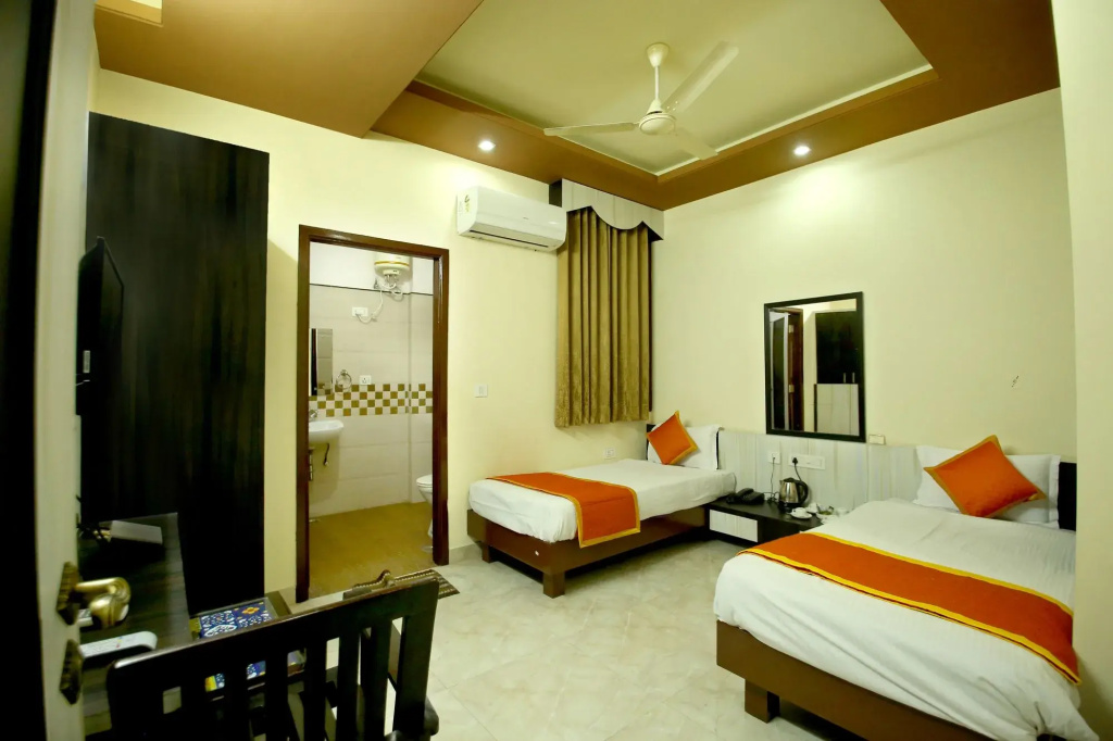 Bedroom