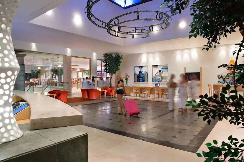 Hotel photo 1