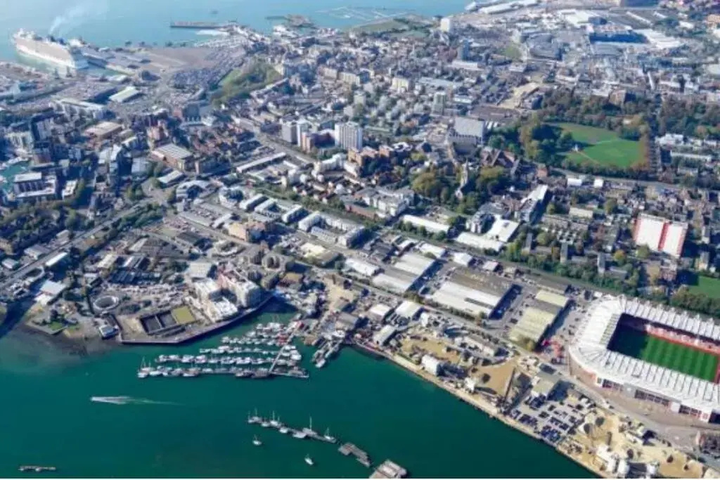 4 Bedroom town house in the heart of Southampton