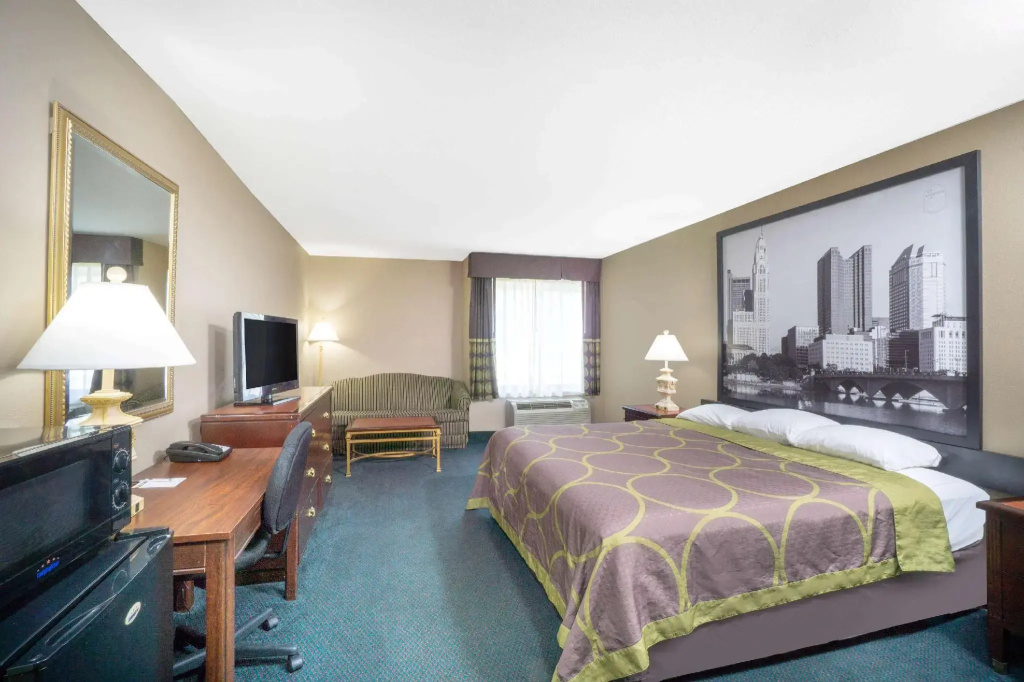 Standard Double room (full double bed)